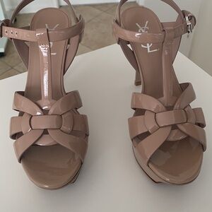 Saint Laurent Tribute 75 T strap tan patent leather platform sandal 37